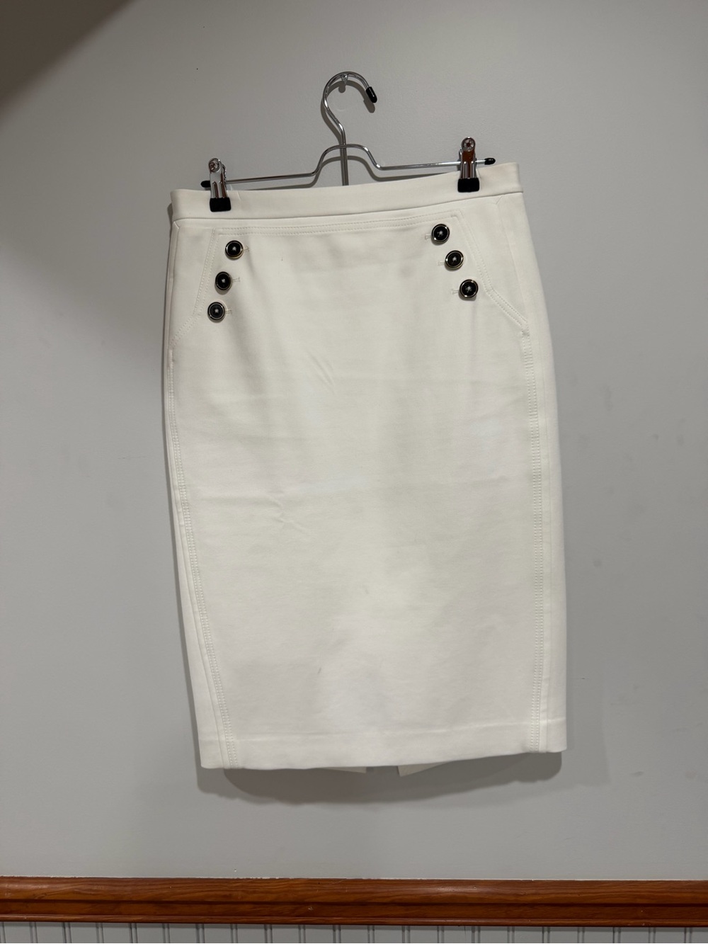 White House Black Market White Button-Accent Pencil Skirt